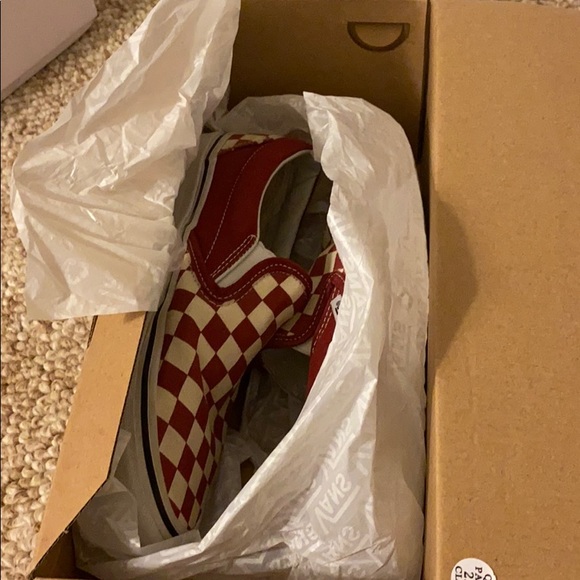 Vans - Picture 6 of 6